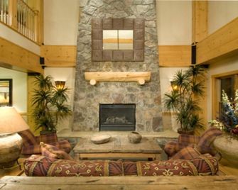 Copper Springs at East Village by Copper Mountain Lodging - Copper Mountain - Lobby
