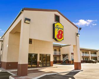 Super 8 by Wyndham Hattiesburg North - Hattiesburg - Edifício
