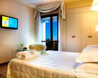 Grand Hotel Terme - Chianciano Terme - Bedroom