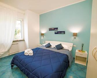 Aquarius Maiori B&B - Maiori - Bedroom
