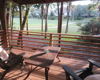 Very Cool! Tree-House Style Villa! Wow! Avail July 25-31 & Labor Day! Book Soon! - Seabrook Island - Balkon