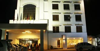 The Manor Hotel - Aurangabad