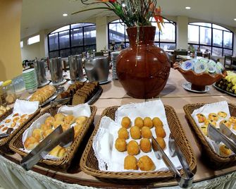 Nascimento Praia Hotel - Aracaju - Buffet