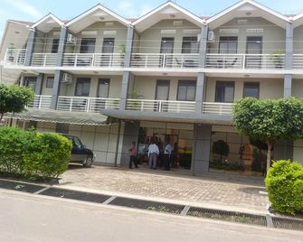 Tj Global Hotel Kasese - Kasese - Edificio