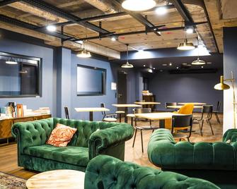 The Base Berlin One - Berlin - Lounge