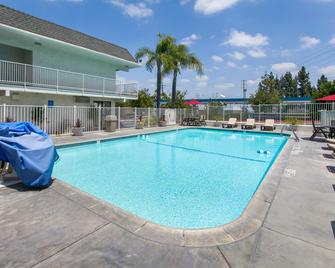 Motel 6 Rosemead, Ca - Los Angeles - Rosemead - Pool