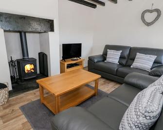 5 Ceirnioge Cottages - Betws-y-Coed - Living room