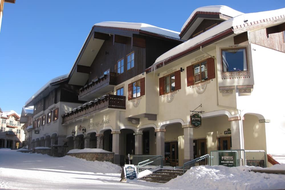 Sun Peaks Lodge