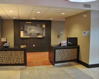 Holiday Inn Express Salem By IHG - Salem - Edificio