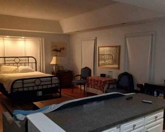 Fairview Meadows Private Suite - 5 min from Lake Anna - Partlow - Sypialnia