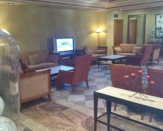 Hotel Pamplona Villava - Villava - Lounge