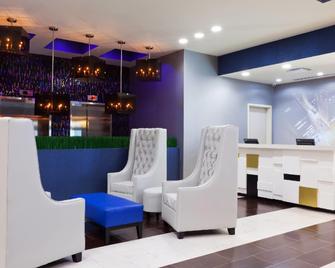 Fairfield Inn & Suites by Marriott New York Queens/Queensboro Bridge - Queens - Lobby
