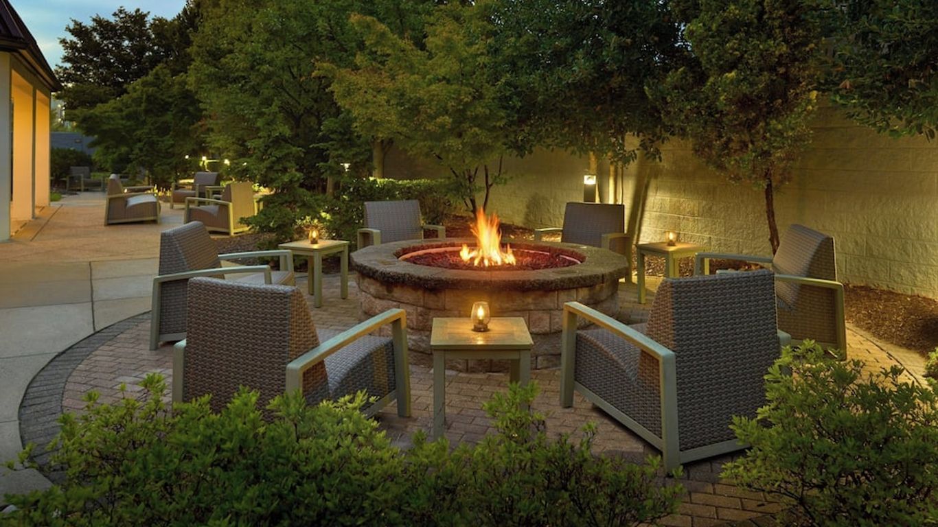 Courtyard by Marriott Frederick