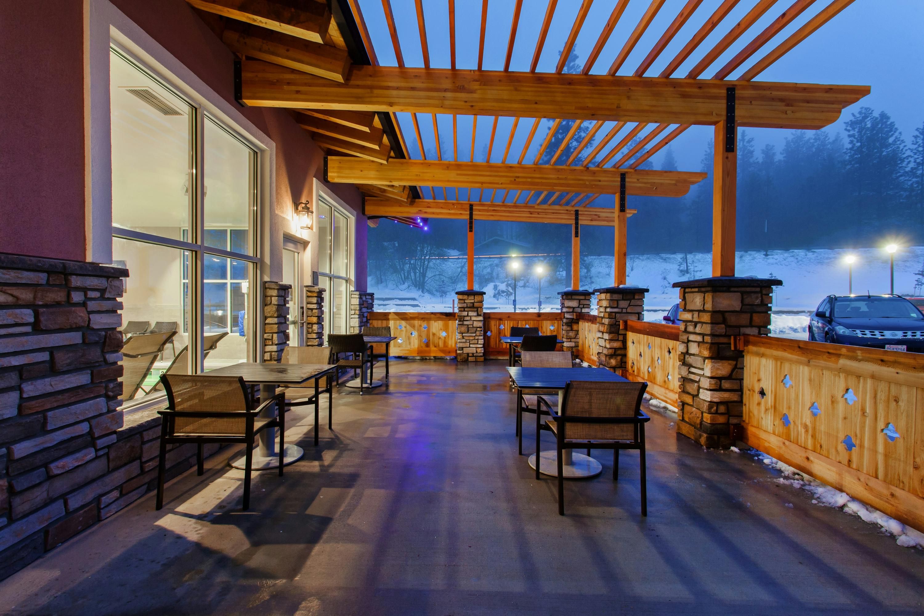 Hampton Inn & Suites Leavenworth - Leavenworth - Building