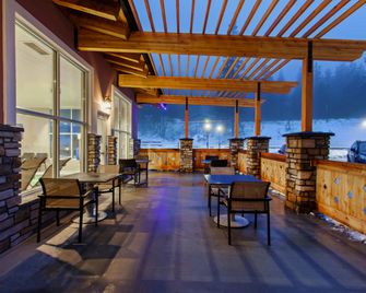 Hampton Inn & Suites Leavenworth - Leavenworth - Κτίριο