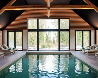 Hostellerie De Levernois - Levernois - Pool