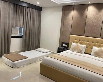 The Grand Siddharth Hotel - Jodhpur - Slaapkamer