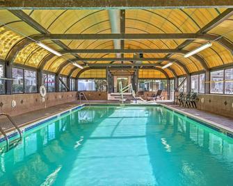 Harbor Front Resort On Thames St Close To Shops & Bars! - Newport - Piscina