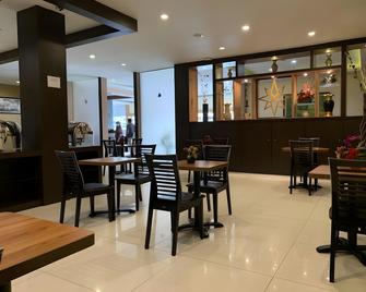 Parma Indah Hotel - Pekanbaru - Restaurace