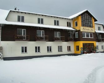 Hotel Harrachov Inn - Harrachov - Rakennus