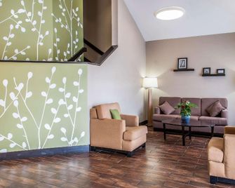 Garner Hotel Albuquerque Airport by IHG - Albuquerque - Lobby