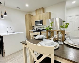 New Mcallen Apartament - Pharr - Dining room