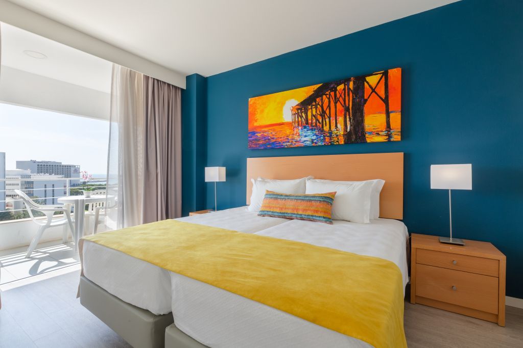 The Navigator - Olympus