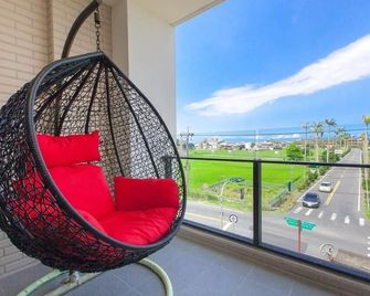 Candy House - Wujie Township - Balkon