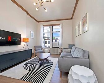Centralized apt in Park Slope near the park and the city - بروكلين - غرفة معيشة