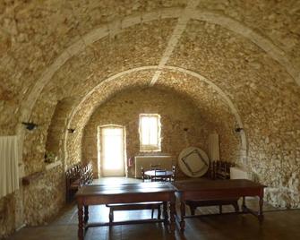 Chateau de Montrame - Provins - Salle à manger