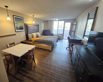 Home Away Inn - Laramie