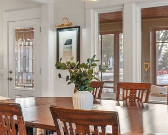 Minnestay Featherstone - White Bear Lake - Comedor