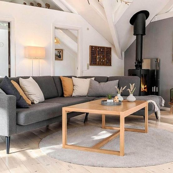 Bright Cottage with Hot Tub – Ebeltoft