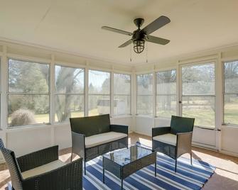 Pet-Friendly Easley Family House with Game Room - Easley