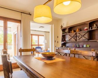 Apartment Antina Mar by Interhome - Torredembarra - Dining room