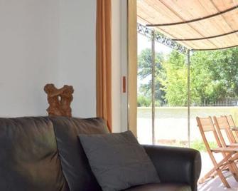 Cottage in the countryside with private pool - Tulette - Living room
