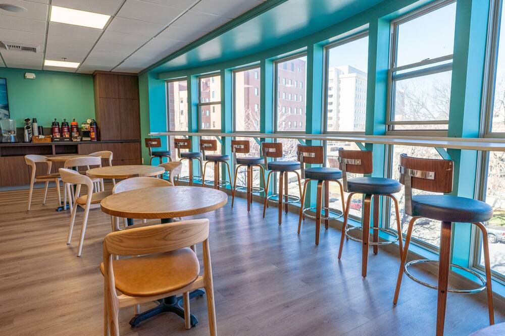 The Madison Inn by Riversage - ספוקיין - מסעדה