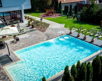 Hotel Sopron - Sopron - Piscina