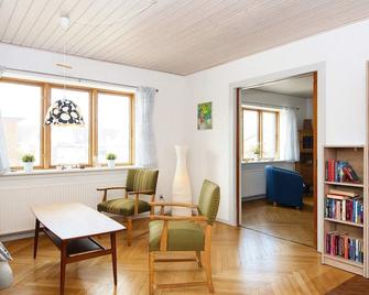 8 person holiday home in Thyborøn-By Traum - Thyborøn - Sala de estar
