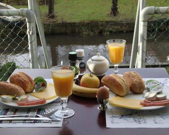 Hotel Oorsprongpark City Centre Utrecht - Utrecht - Food