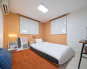 Jeju Donggung Motel - Jeju City - Bedroom