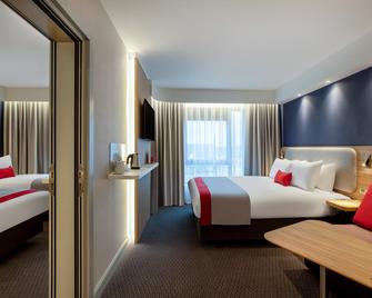 Holiday Inn Express & Suites Reims - Rives De Vesle - Reims - Slaapkamer