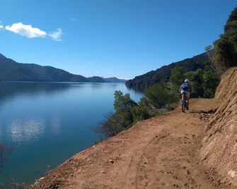 Peaceful, private and stunning views - Havelock - Beach