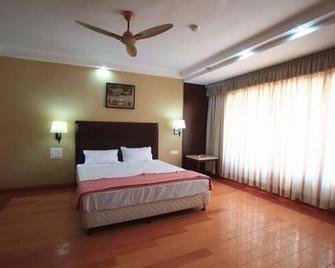 Patrician - Clover Hotel - Bilāspur - Habitación