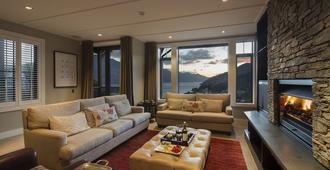 Commonage Villas by Staysouth - Queenstown - Olohuone