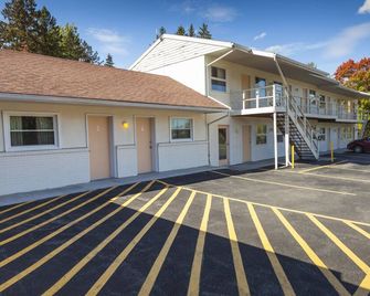 The Springwater Inn - Ithaca - Edificio