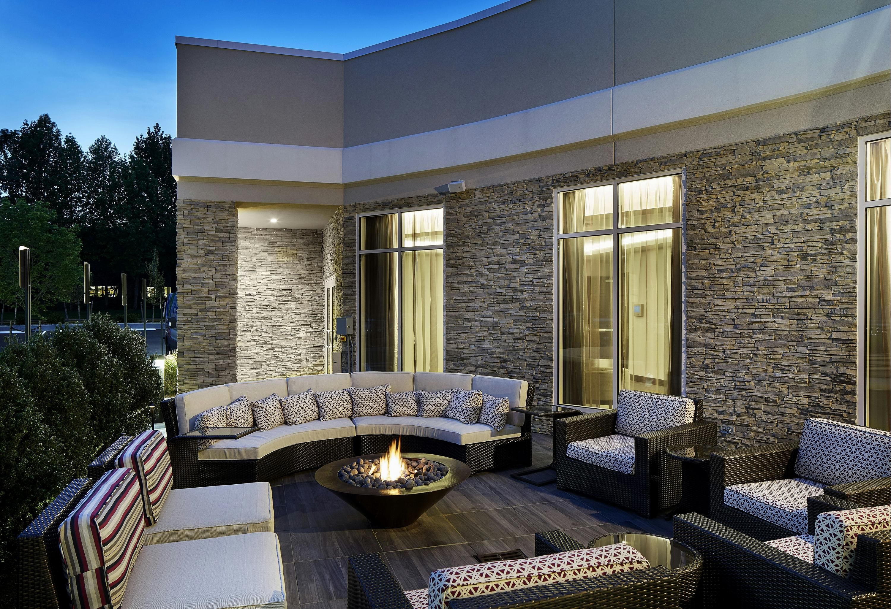 Hilton Garden Inn Roslyn - Roslyn - Patio