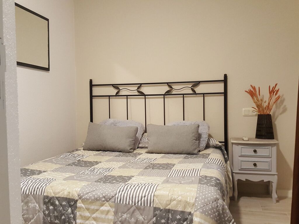 Fonda Mitjà - Torroella de Montgrí - Schlafzimmer