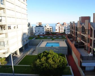 أيبيريا هوتل - بونتا ديل إست