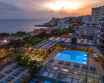 The Views Monumental - Funchal - Kolam